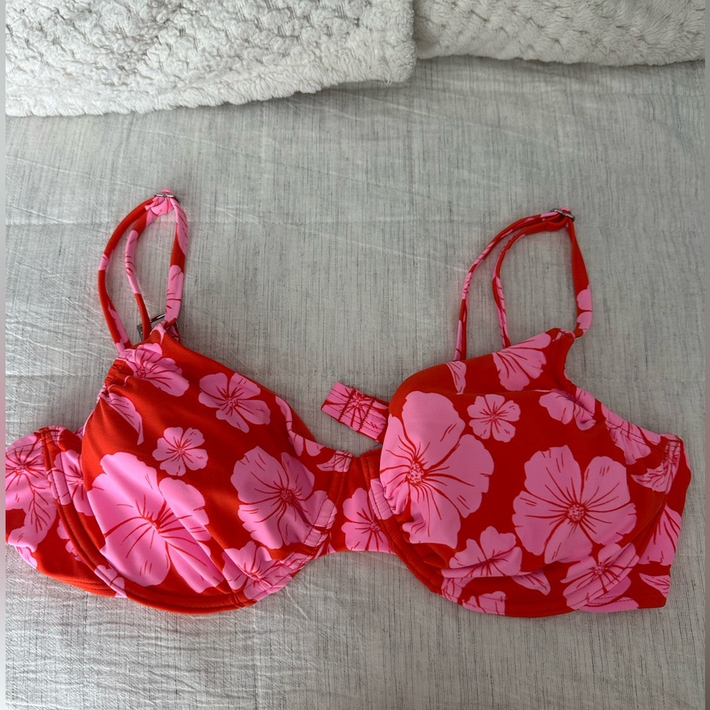 Target Floral Red and Pink Women's Bikini Top